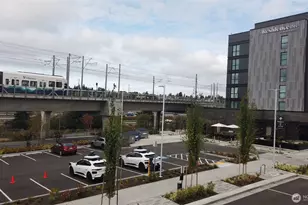 104 NE 94th St, Seattle, WA 98115 - Photo 22