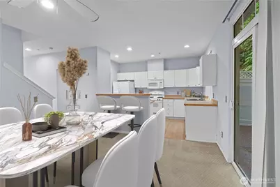 22029 39th Place S, Kent, WA 98032 - Photo 6