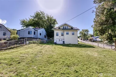 2150 N Callow Avenue, Bremerton, WA 98312 - Photo 28