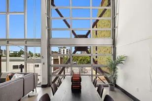 1310 E Union St, Seattle, WA 98122 - Photo 6