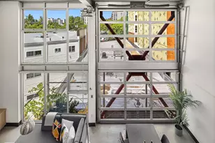 1310 E Union St, Seattle, WA 98122 - Photo 26