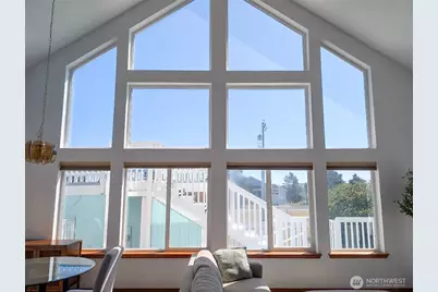 1249 E Ocean Shores Boulevard SW, Ocean Shores, WA 98569 - Photo 2