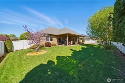 832 SE Vintage Way, College Place, WA 99324 - Photo 32