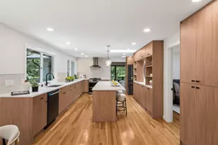 6423 E Mercer Way, Mercer Island, WA 98040 - Photo 8