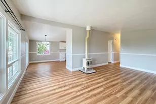 1538 W 12th St, Port Angeles, WA 98363 - Photo 6