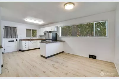 4537 S G Street #A & B, Tacoma, WA 98418 - Photo 6