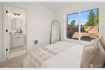 8016 24th Avenue NW, Seattle, WA 98117 - Photo 24