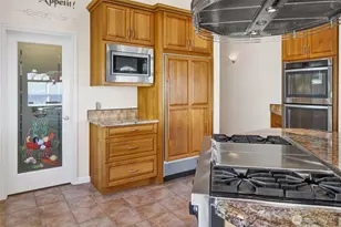 10903 Samish Beach Ln, Bow, WA 98232 - Photo 18