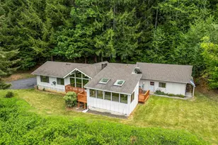 1086 W State Route 4, Cathlamet, WA 98612 - Photo 2