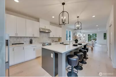 13542 39th Avenue NE #A, Seattle, WA 98125 - Photo 18