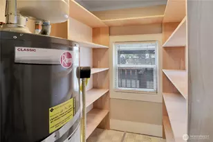 108 2nd St SE, Rainier, WA 98576 - Photo 12