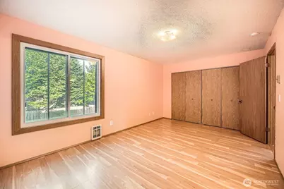 1208 S 216th Street #D201, Des Moines, WA 98198 - Photo 16