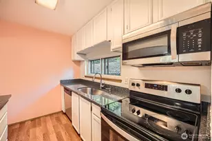 1208 S 216th St, Des Moines, WA 98198 - Photo 10