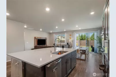 17351 129th Avenue E, Puyallup, WA 98374 - Photo 8