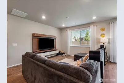 17351 129th Avenue E, Puyallup, WA 98374 - Photo 14