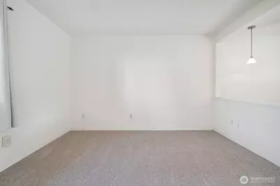 10030 NE 120th Street #J2, Kirkland, WA 98034 - Photo 32