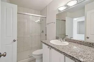 10030 NE 120th St, Kirkland, WA 98034 - Photo 14