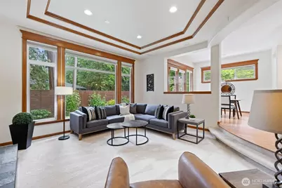 2728 206th Terrace NE, Sammamish, WA 98074 - Photo 8