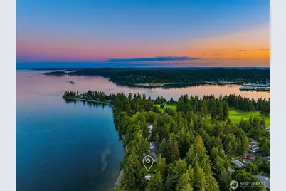 7268 Madrona Drive NE, Bainbridge Island, WA 98110 - Photo 8