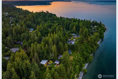 7268 Madrona Drive NE, Bainbridge Island, WA 98110 - Photo 38