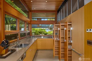 7268 Madrona Dr NE, Bainbridge Island, WA 98110 - Photo 18