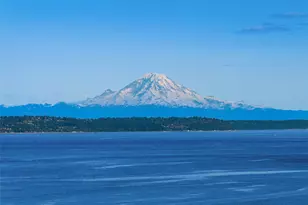 7268 Madrona Dr NE, Bainbridge Island, WA 98110 - Photo 40