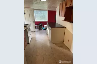 27 SW 102 Street, Seattle, WA 98146 - Photo 10