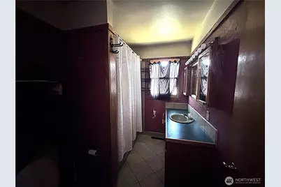 927 E Cherry Avenue, Moses Lake, WA 98837 - Photo 14