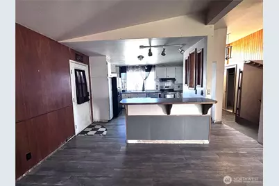 927 E Cherry Avenue, Moses Lake, WA 98837 - Photo 8