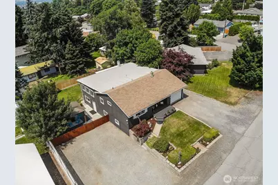 1598 Tedford Street SE, East Wenatchee, WA 98802 - Photo 1