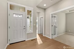 715 Maggee St SE, Lacey, WA 98513 - Photo 4