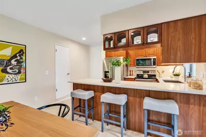 9009 Avondale Road NE #D107, Redmond, WA 98052 - Photo 12