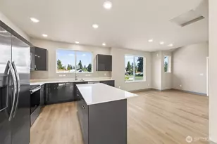 906 104th St Ct S, Tacoma, WA 98444 - Photo 6