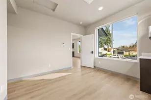 906 104th St Ct S, Tacoma, WA 98444 - Photo 14