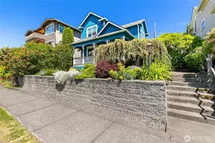 805 11th St, Bellingham, WA 98225 - Photo 2