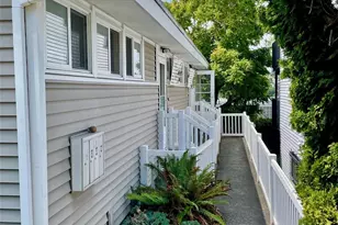 2513 13th Ave W, Seattle, WA 98119 - Photo 4