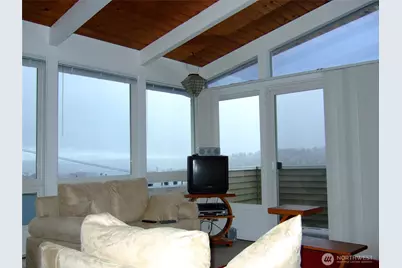 2513 13th Avenue W, Seattle, WA 98119 - Photo 10