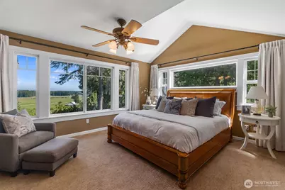 10923 Tilley Road S, Olympia, WA 98512 - Photo 14