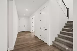 13912 181 St E, Puyallup, WA 98374 - Photo 6