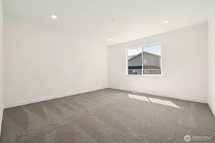 13912 181 St E, Puyallup, WA 98374 - Photo 24