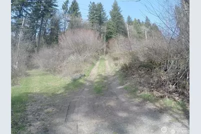 18002 SE May Valley Road, Renton, WA 98059 - Photo 4