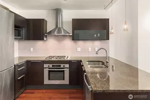 737 Olive Wy, Seattle, WA 98101 - Photo 8