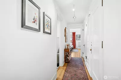 100 W Highland Drive #404, Seattle, WA 98119 - Photo 8