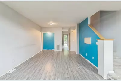 4724 Mill Pond Drive SE #702, Auburn, WA 98092 - Photo 4