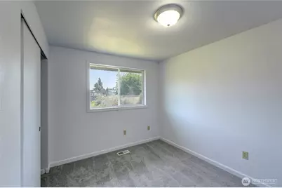 2320 183rd Street Ct E, Tacoma, WA 98445 - Photo 34