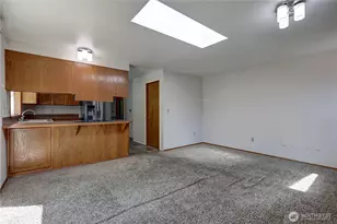15009 104th Ave Ct E, Puyallup, WA 98374 - Photo 4