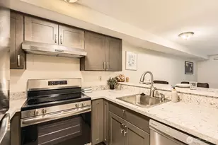 3022 SW Bradford St, Seattle, WA 98126 - Photo 6