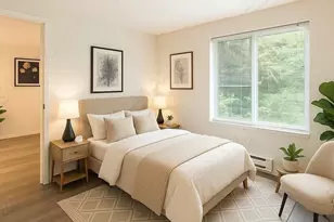 3022 SW Bradford St, Seattle, WA 98126 - Photo 8