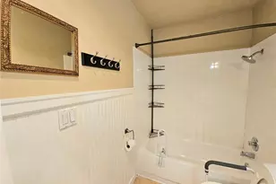 7924 212th St SW, Edmonds, WA 98026 - Photo 24