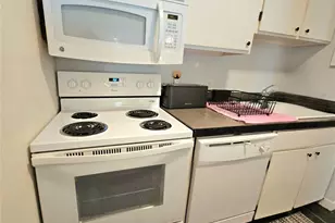 7924 212th St SW, Edmonds, WA 98026 - Photo 6